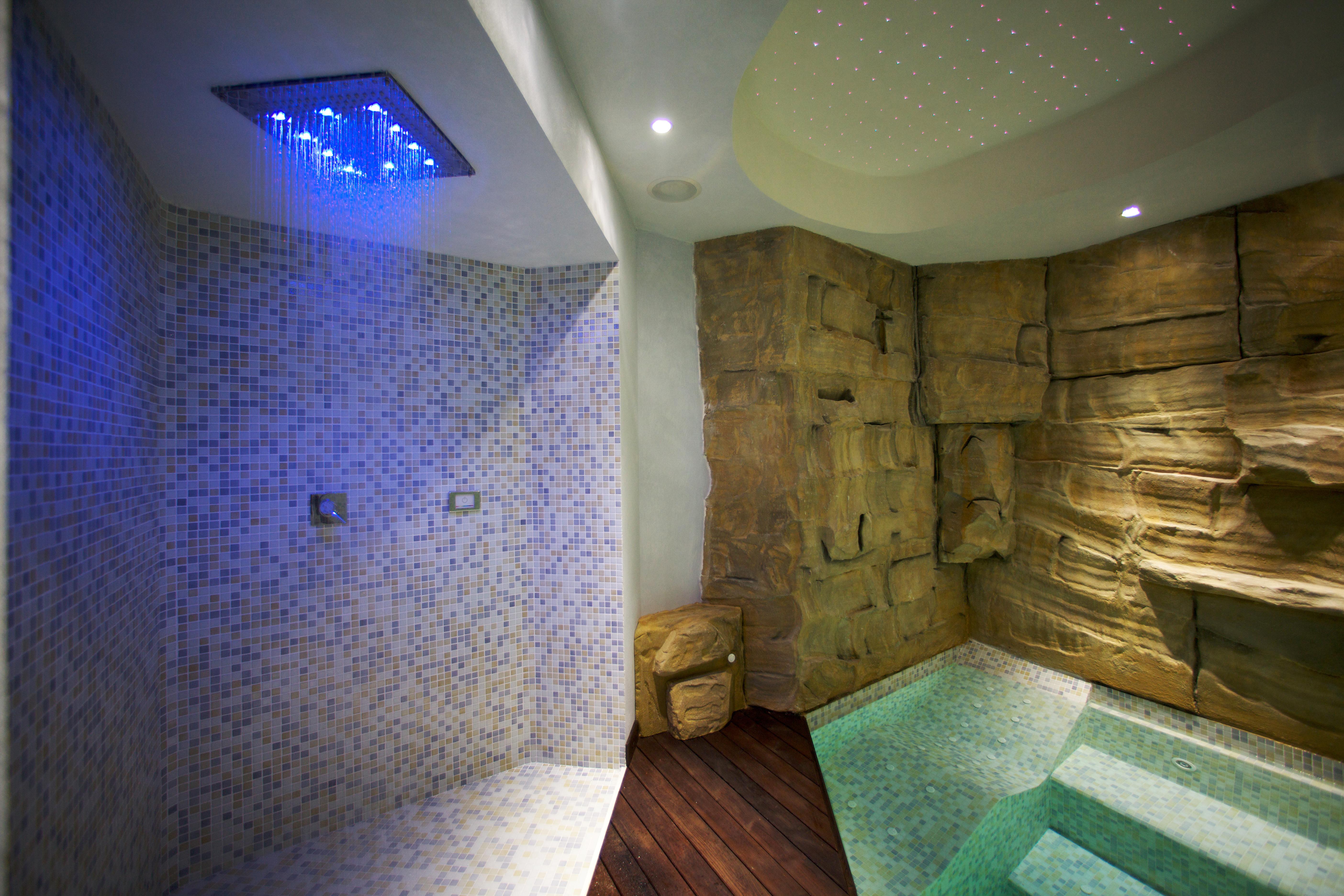 Hotel Laqua By The Sea 4*