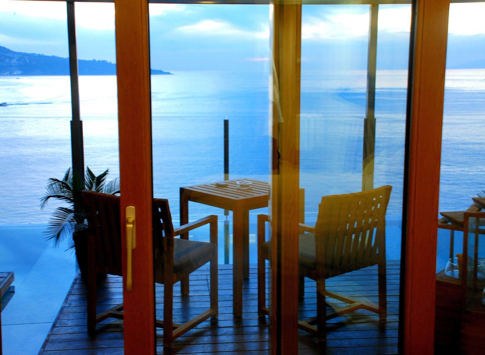 Laqua By The Sea Hotel 4*